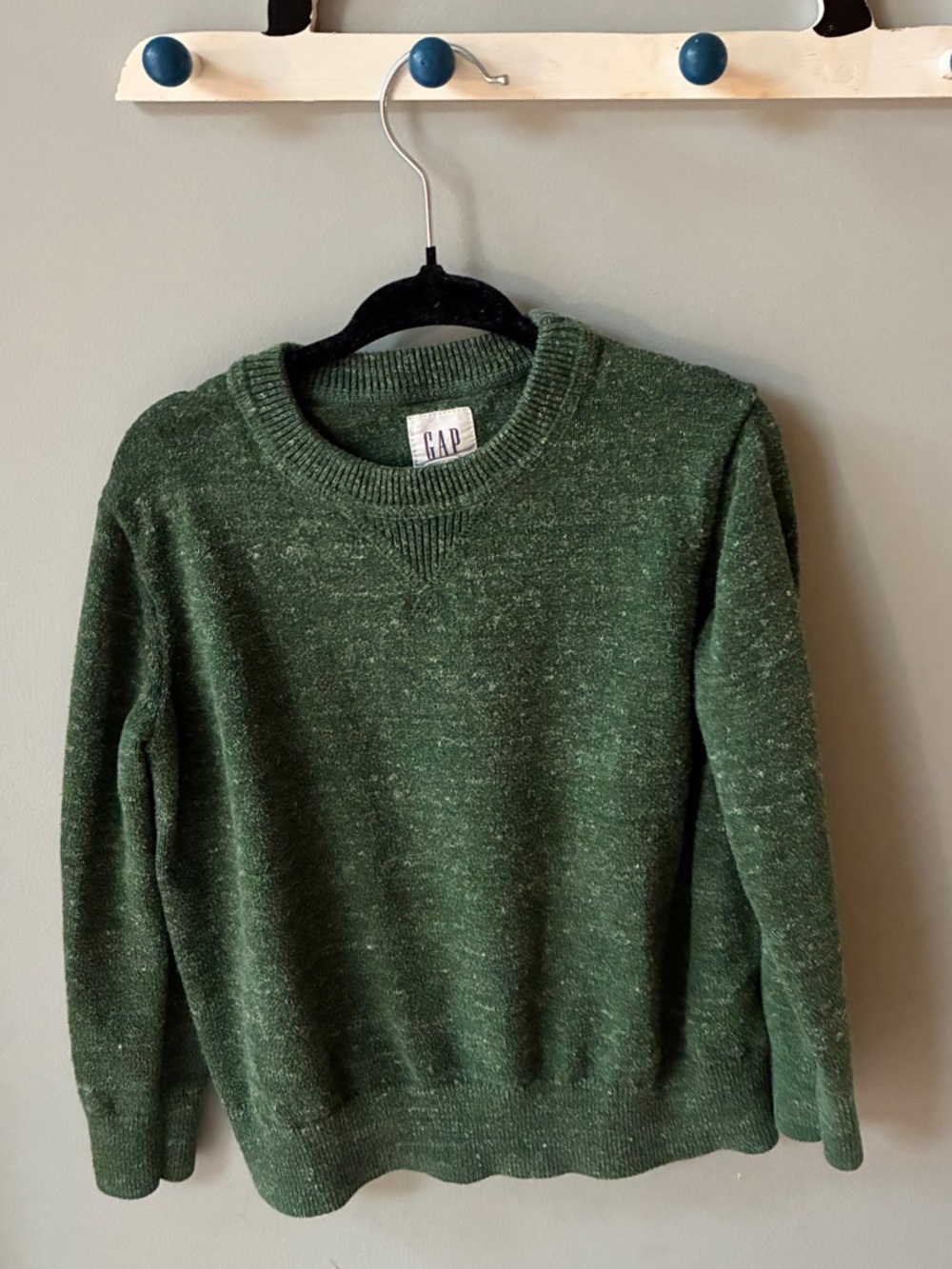 Gap kids green pullover sweater